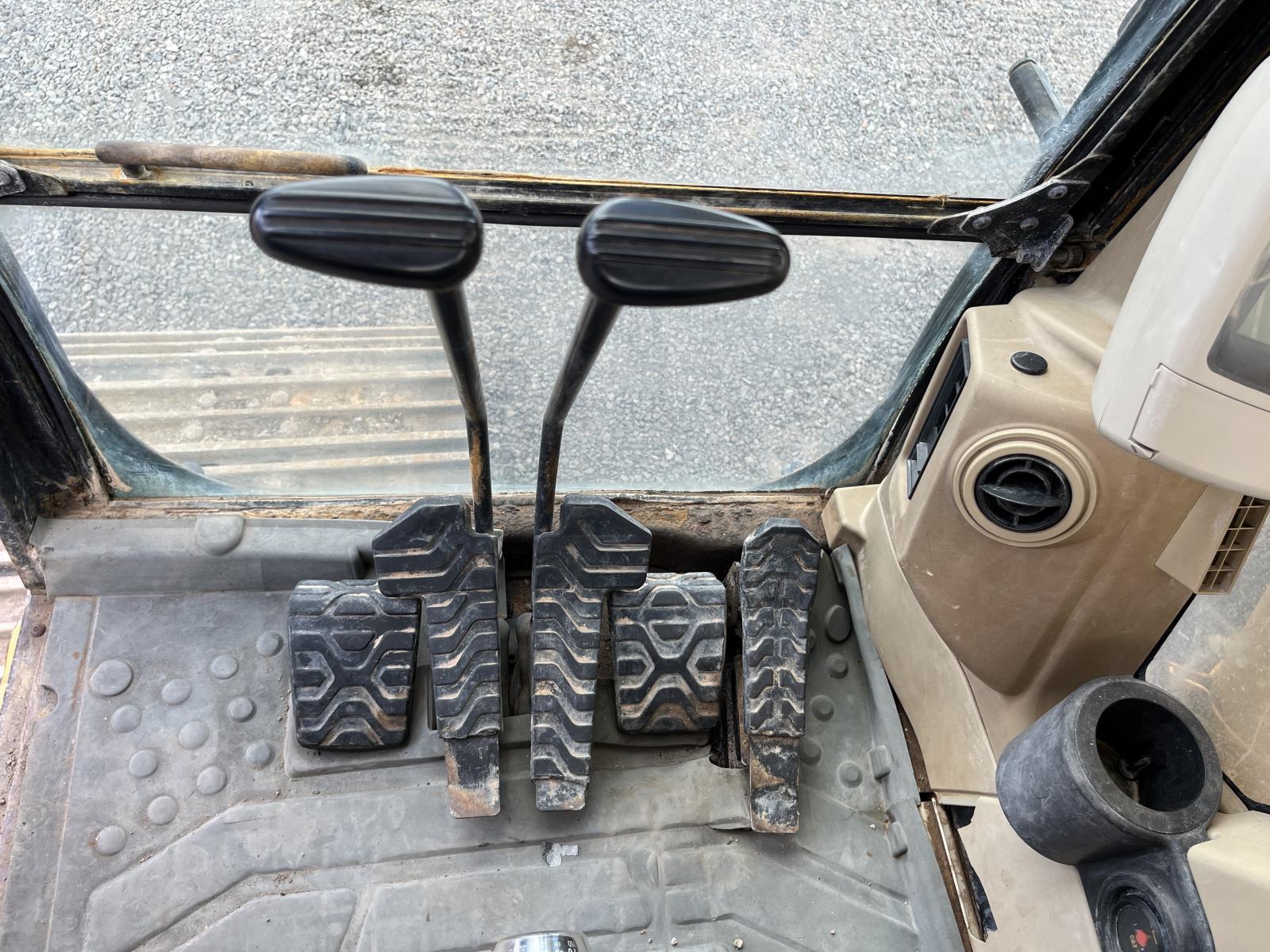 ./imagenes/INVOICE/2019/17772/CATERPILLAR 320C (8).JPG